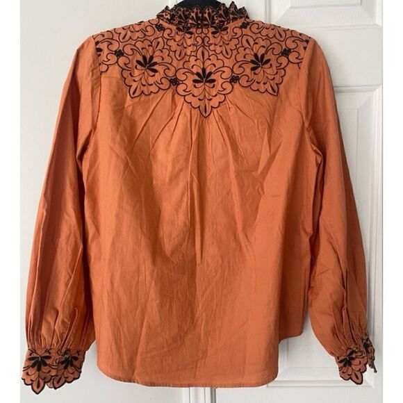 Anthropologie Scalloped
Embroidered Buttondown Blouse Size 6 in HONEY/ NWOT - Picture 7 of 9